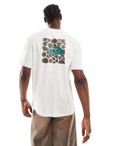 Doodles - T-shirt oversize sporco con stampa di scarabocchi sul retro - The North Face - Modalova