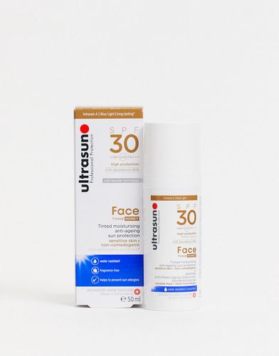 Protezione solare viso anti-age colorata SPF 30 per pelli molto sensibili - 50 ml - Ultrasun - Modalova