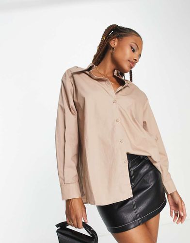 Camicia oversize marrone - Urban Revivo - Modalova