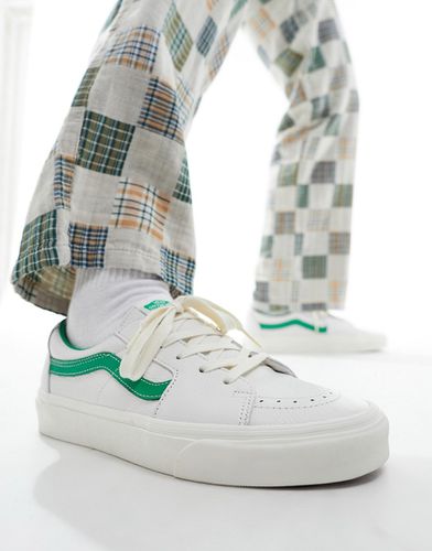 Sk8-Low - Sneakers in pelle bianche con dettagli verdi - Vans - Modalova