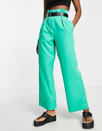 Pantaloni a vita alta con cintura acceso - Vero Moda - Modalova