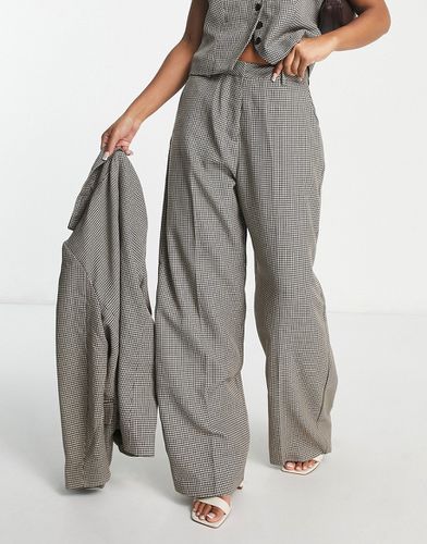 Pantaloni sartoriali a fondo ampio con motivo pied-de-poule colore neutro in coordinato - Vero Moda - Modalova