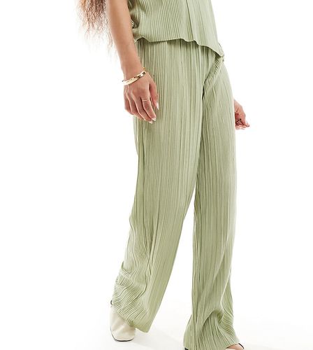 Pantaloni plissé con fondo ampio kaki in coordinato - Vero Moda Petite - Modalova