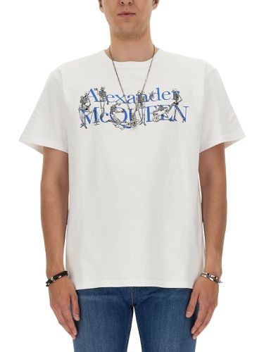 Alexander mcqueen t-shirt with logo - alexander mcqueen - Modalova