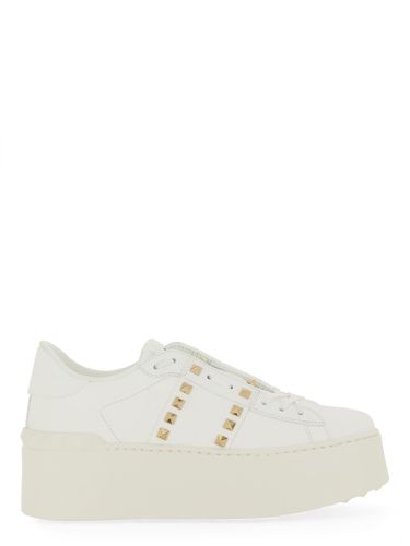 Valentino garavani rockstud sneaker - valentino garavani - Modalova