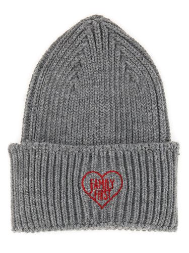 Family first beanie hat with logo - family first - Modalova