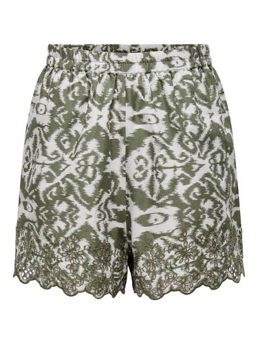 Loose Fit Shorts With Pattern - ONLY - Modalova