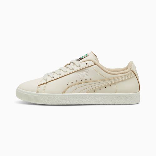 Sneakers Clyde Coffee, Bianco/Altro - PUMA - Modalova