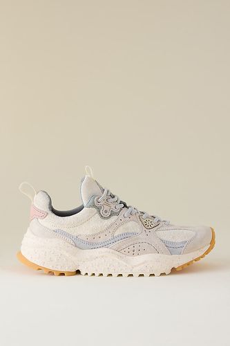 Baskets en Daim Wave en White taille: 37 chez Anthropologie - Flower Mountain - Modalova