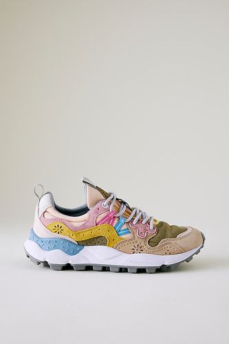 Baskets Suède Yamano 3 en Beige taille: 36 chez Anthropologie - Flower Mountain - Modalova