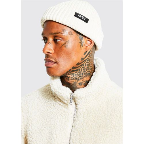 Gorro Con Etiqueta Man, Cream - boohoo - Modalova