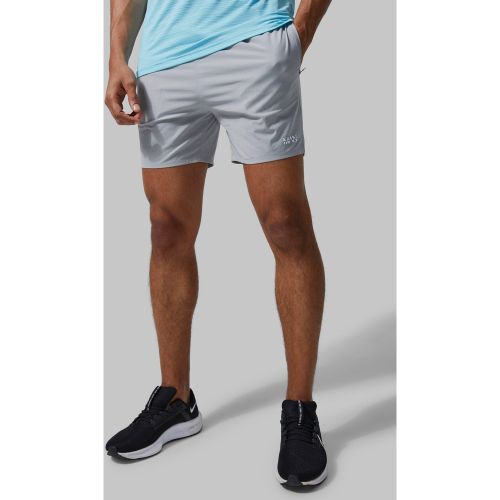 Pantaloncini Man Active leggeri per alta performance - boohoo - Modalova