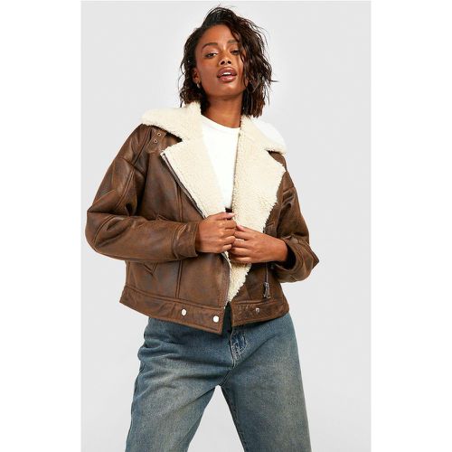 Chaqueta De Aviador De Cuero Sintético Con Lavado Vintage - boohoo - Modalova