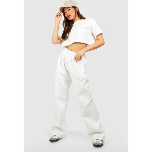 Pantaloni tuta dritti, Cream - boohoo - Modalova