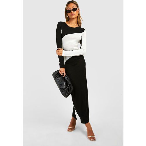 Monochrome Colour Block Knitted Maxi Dress - boohoo - Modalova