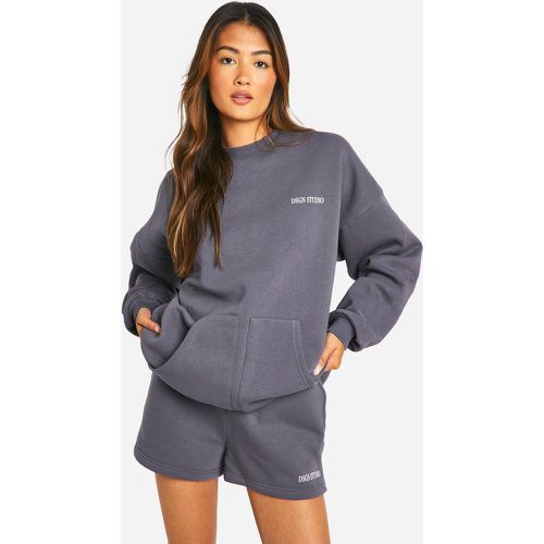 Dsgn Studio Slogan Pocket Detail Sweatshirt Short Tracksuit - boohoo - Modalova