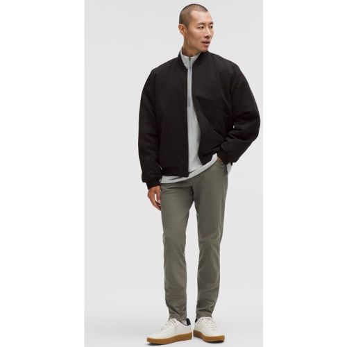 “ Pantalon ABC 5 poches coupe slim Warpstremes â€“ 86 cm â€“ Gris â€“ Taille 30 - lululemon - Modalova