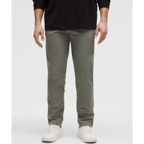 “ Pantalon chino ABC coupe classique Smooth Twills â€“ 86 cm â€“ Gris â€“ Taille 34 - lululemon - Modalova