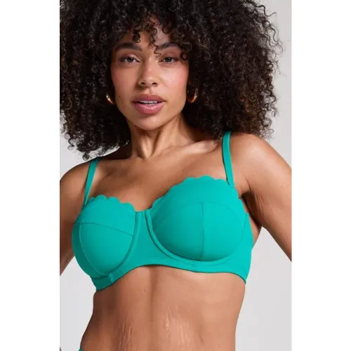 ¡Siéntete maravillosa con este top de bikini! Está acolchado y lleva aros. ¡Puedes quitarle las tiras y llevarlo sin tirantes! ¡Se puede combinar - 301884-85C - Modalova