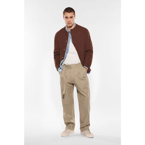 Pantaloni straight monocolour con pinces e cintura - Imperial - Modalova