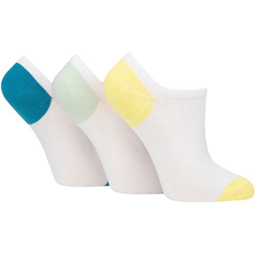 Ladies 3 Pair Plain and Patterned Cotton Trainer Socks Blue / Mint / Yellow Heel & Toe 4-8 Ladies - Pringle - Modalova