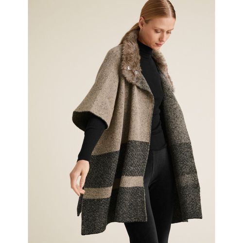 Knitted Striped Faux Fur Collar Poncho beige - Marks & Spencer - Modalova