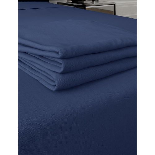 Comfortably Cool Flat Sheet navy - Marks & Spencer - Modalova