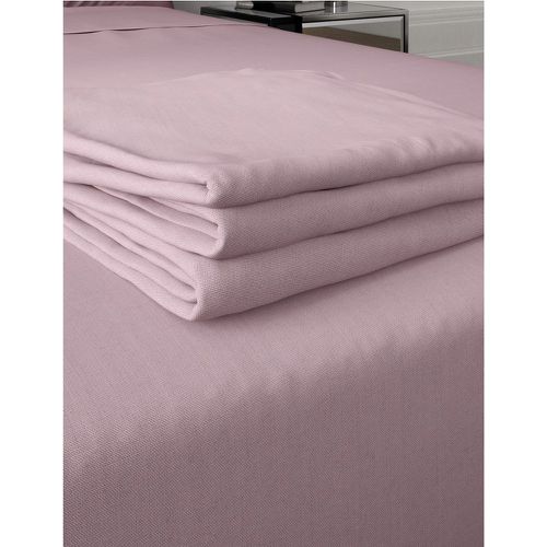 Comfortably Cool Flat Sheet purple - Marks & Spencer - Modalova