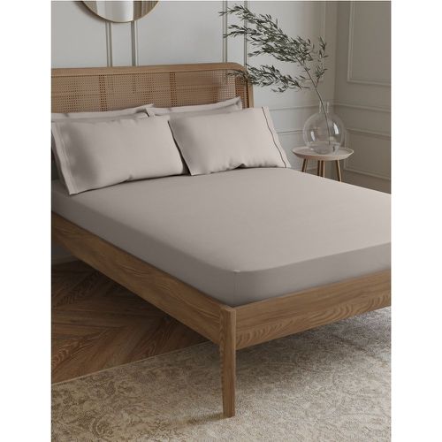 Egyptian Cotton 230 Thread Count Extra Deep Fitted Sheet brown - Marks & Spencer - Modalova