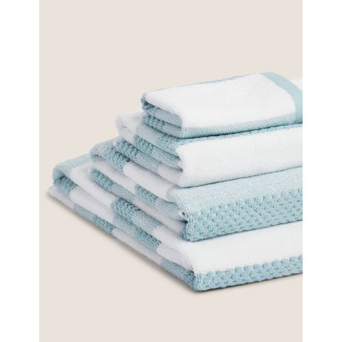 Pure Cotton Striped Textured Towel blue - Marks & Spencer - Modalova