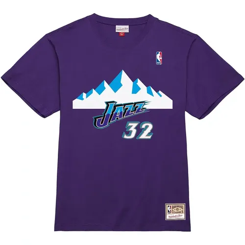 T-Shirt NBA Utah Jazz Karl Malone de la marque Mitchell & Ness est un must-have pour tous dans du basket-ball. Ce T-Shirt exclusif rend hommage à - MAG8338837 - Modalova