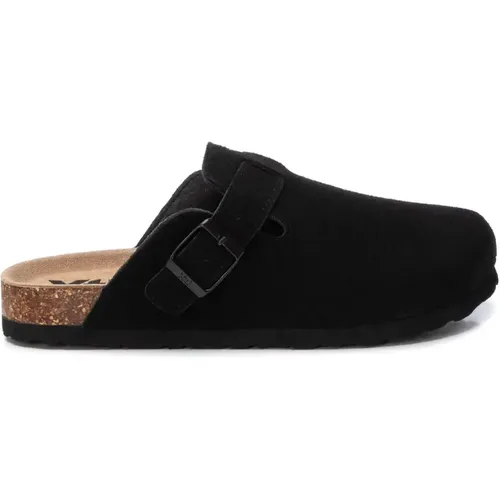 Scarpe tipo ciabatte da donna, del marchio Xti. Realizzato in camoscio. Modello classico e comodo da indossare tutto l'anno. Modello molto originale e - MAG10011307 - Modalova