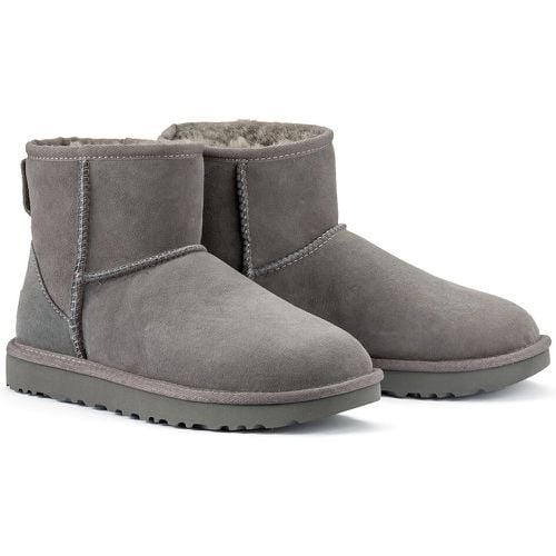 Classic Mini II Ankle Boots with Faux Fur Lining - Ugg - Modalova