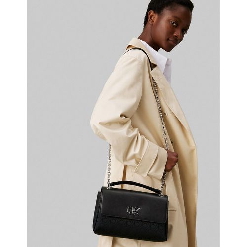 Monogram Flap Bag with Top Handle and Shoulder Strap - Calvin Klein - Modalova