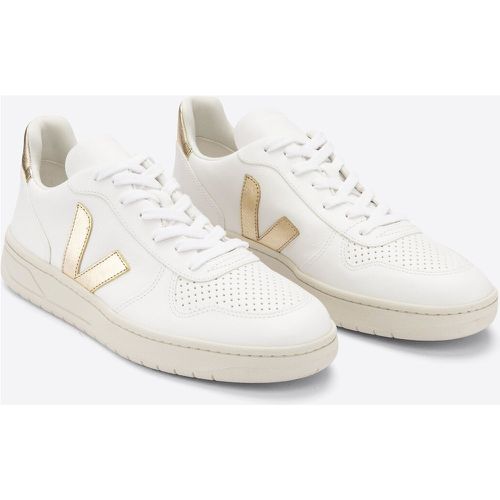 V-10 Chromefree Leather Trainers - Veja - Modalova