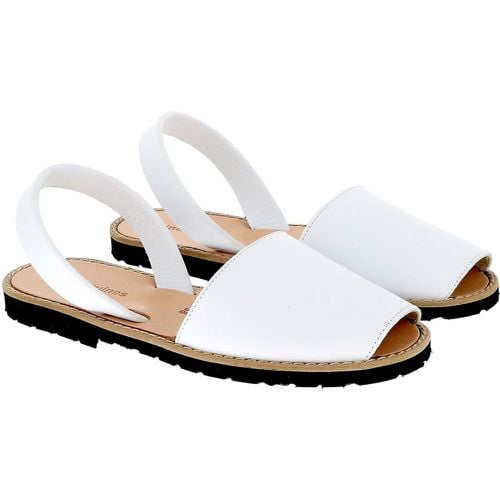 Avarca Cuir Blanco Flat Sandals in Leather - MINORQUINES - Modalova