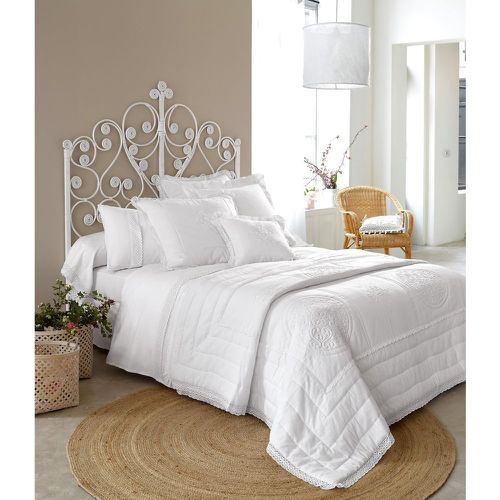 Oyena Embroidered & Quilted Bedspread in Cotton - LA REDOUTE INTERIEURS - Modalova