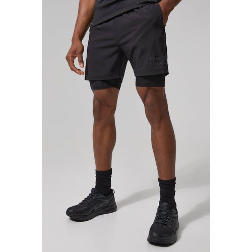 Pantaloncini 2 in 1 Man Active Training Dept - boohoo - Modalova