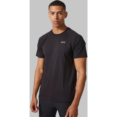 Camiseta Básica Man Active Deportiva - boohoo - Modalova