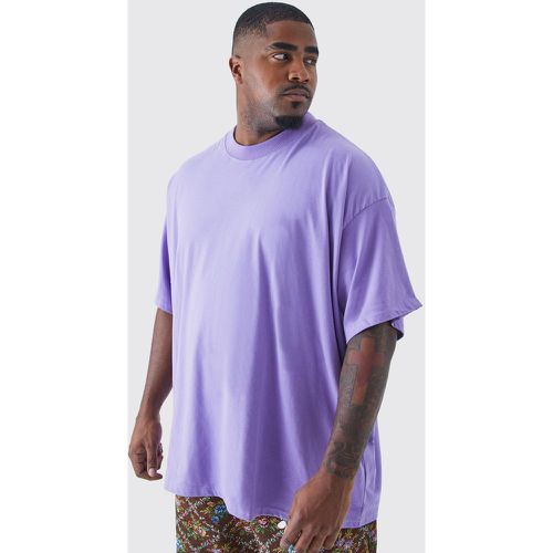 T-shirt Plus Size oversize pesante con girocollo esteso - boohoo - Modalova