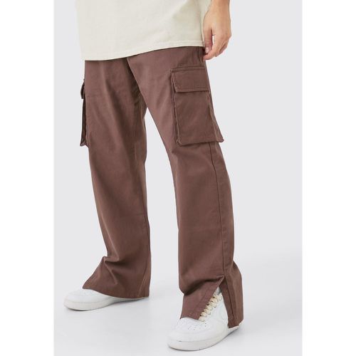 Pantaloni Cargo rilassati con vita fissa e spacco sul fondo - boohoo - Modalova