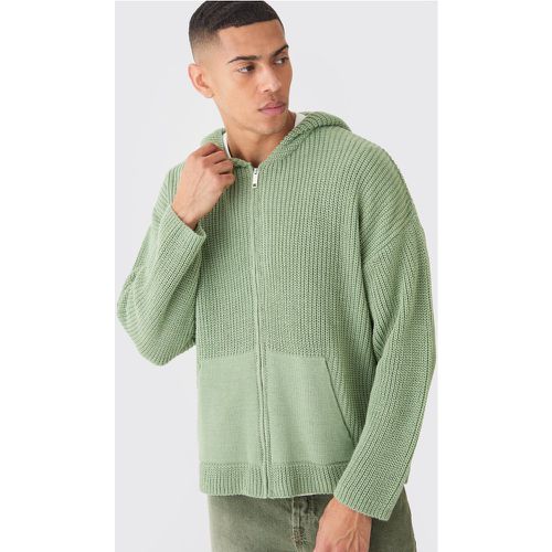 Felpa squadrata in maglia a coste con zip e cappuccio - boohoo - Modalova