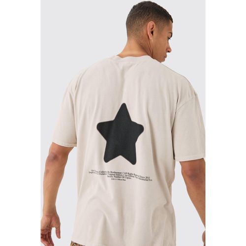 Oversized Extended Neck Star Washed T-Shirt - boohoo - Modalova