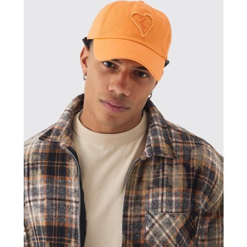 Cappello da baseball Trucker in tessuto arancione con applique a cuore - boohoo - Modalova