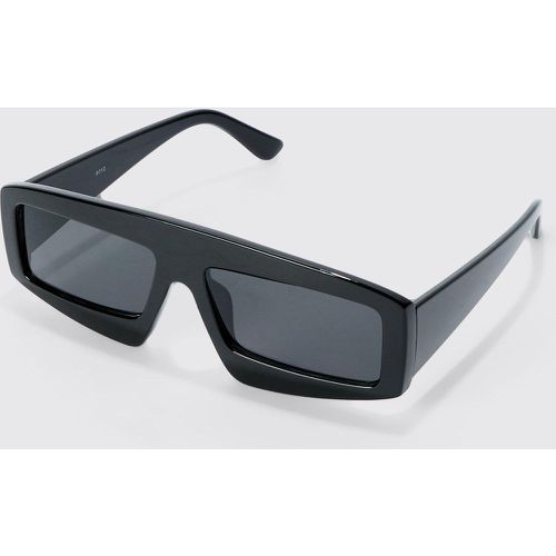 Chunky Visor Sunglasses In Black - boohoo - Modalova