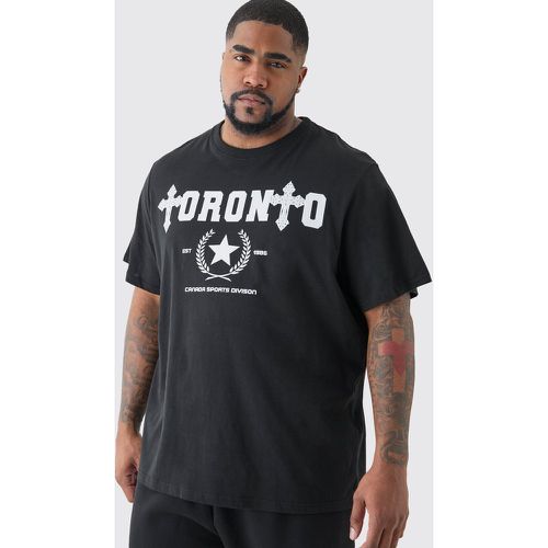 T-shirt Plus Size con stampa Paris Toronto - boohoo - Modalova