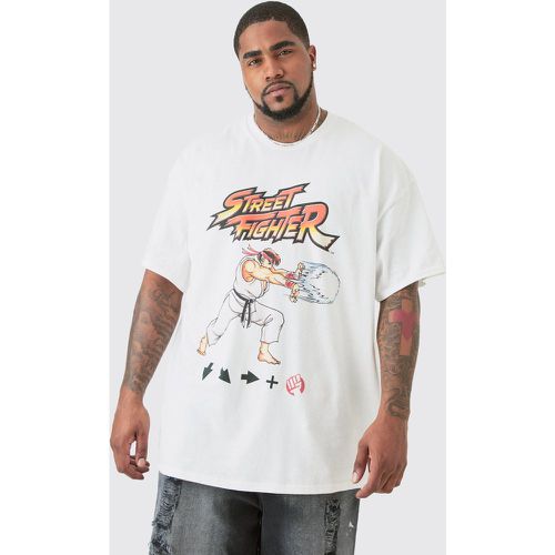 T-shirt Plus Size con stampa ufficiale di Street Fighter - boohoo - Modalova