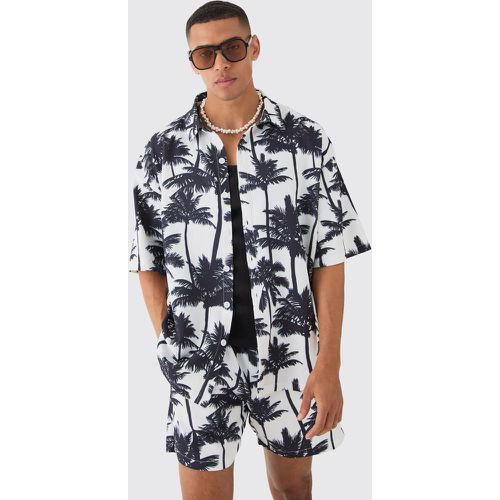 Oversized Pleated Palm Tree Print Shirt & Short Set - boohoo - Modalova