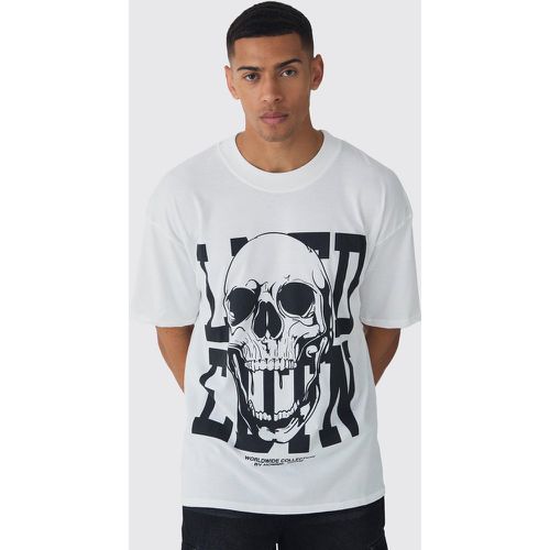 Oversized Extended Neck Skull Graphic T-Shirt - boohoo - Modalova