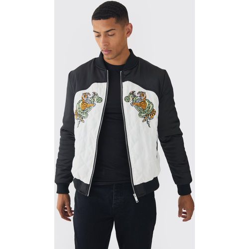 Chaqueta Bomber De Raso Acolchada Negra Worldwide - boohoo - Modalova